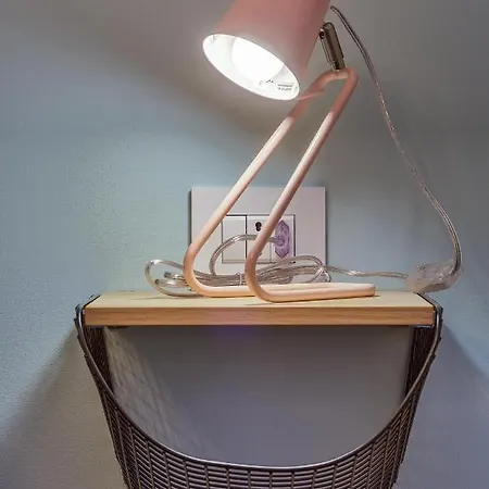 5 Min To Everything-stylish-modern-old Center Apartman Brassó