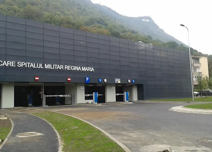 Apartment 5 Min To Everything-stylish-modern-old Center Brasov